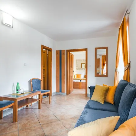 Guest house Labyrint *