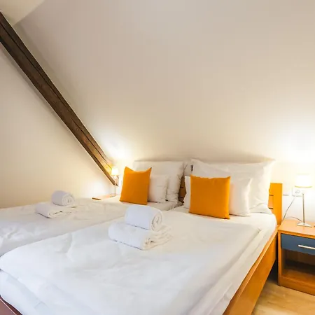 Labyrint - Free Parking 3* Cesky Krumlov